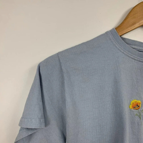 Brandy‎ Melville J. Galt Women's Embroidered Poppy Short Sleeve Shirt One Size - Picture 3 of 10